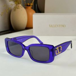 Picture of Valentino Sunglasses _SKUfw50080960fw